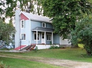 W6697 Puckaway Rd, Markesan, WI 53946
