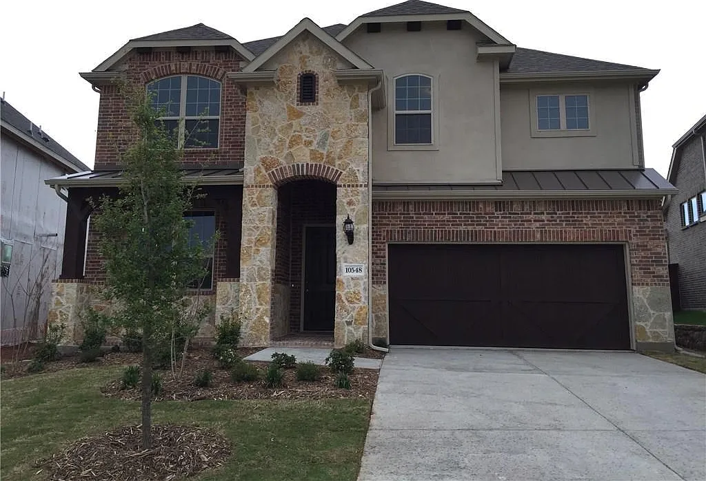 4 bed, 3.5 bath, 3050 sqft, $3,500 — Photo 1