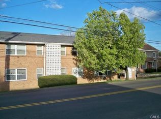 1 Walter Ave APT 14, Norwalk, CT 06851