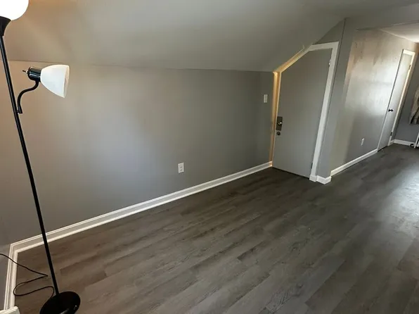 176 Park St, 176 Park St #2, Burlington, VT 05401