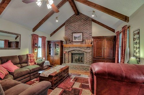 5th image of 16605 E 51st Terrace Ct S