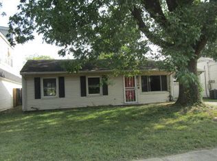 5209 Yew Ln, Louisville, KY 40213