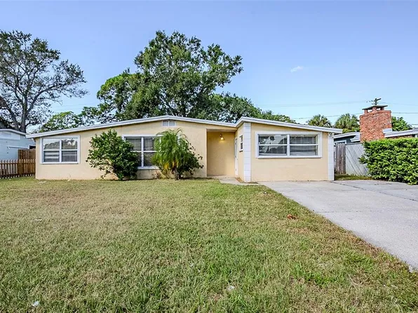 4926 Halifax Dr, Tampa, FL 33615