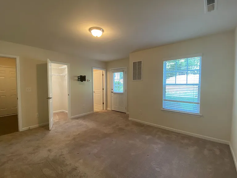 8517 Sharonbrook Dr — Photo 13