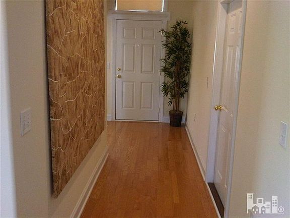 3rd image of 1202 Birkdale Dr