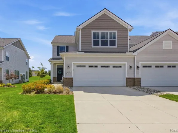 904 Saltsprings Dr, Saline, MI 48176