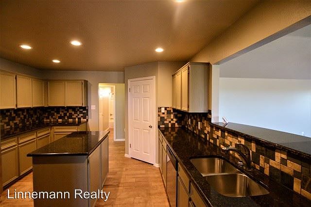 1st image of 111 Moody Cir