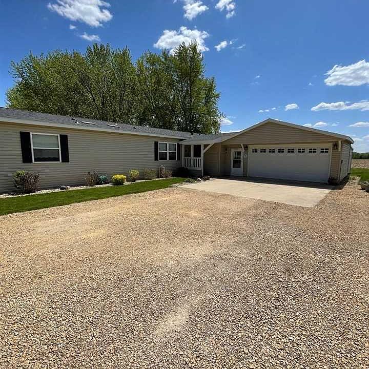 843 Chapel St, Good Thunder, MN 56037 Zillow