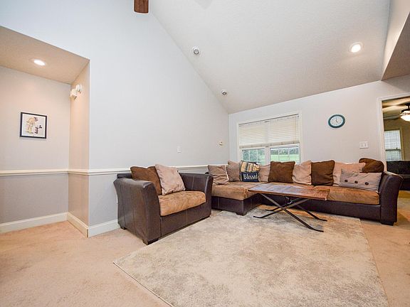 5th image of 254 Chetola Dr NE
