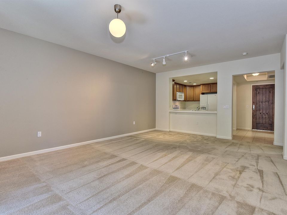 1st image of 809 Auzerais Ave Unit 205