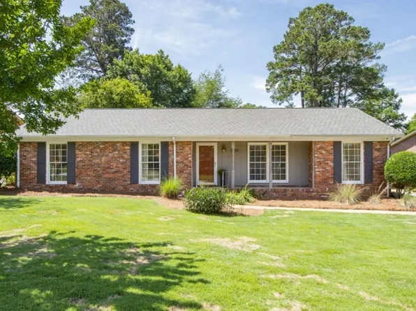 5959 Saint Leonards Dr, Columbus, GA 31909