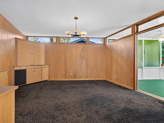 5th image of 13842 Ravine Dr NW