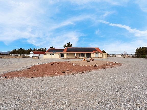 5th image of 1800 Red Rock Dr