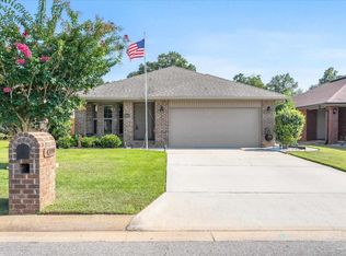 4399 Winona Ln, Pace, FL 32571