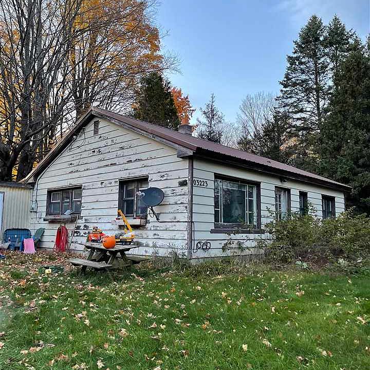 2nd image of 3223 Old Horton Bay Rd