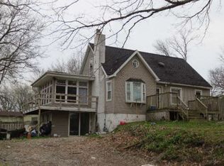 405 Boiling Springs Rd, Danville, IL 61832