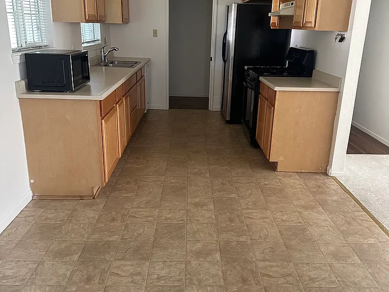 4633 Morpheus Ln — Photo 10