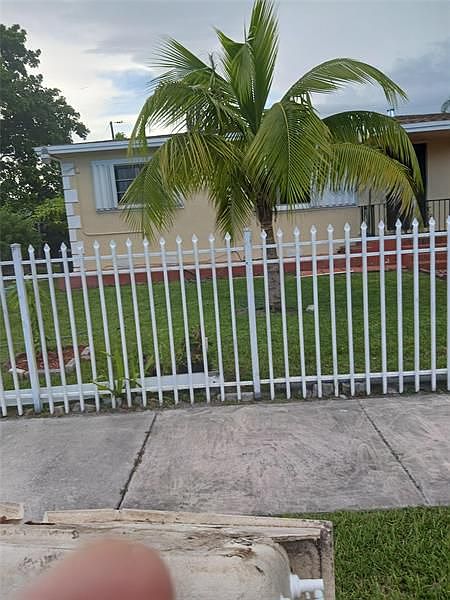 1st image of 17950 NW 6th Ct