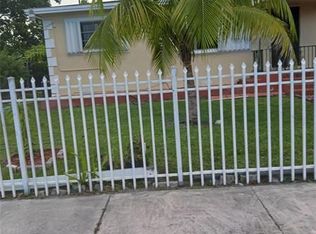 17950 NW 6th Ct, Miami Gardens, FL 33169