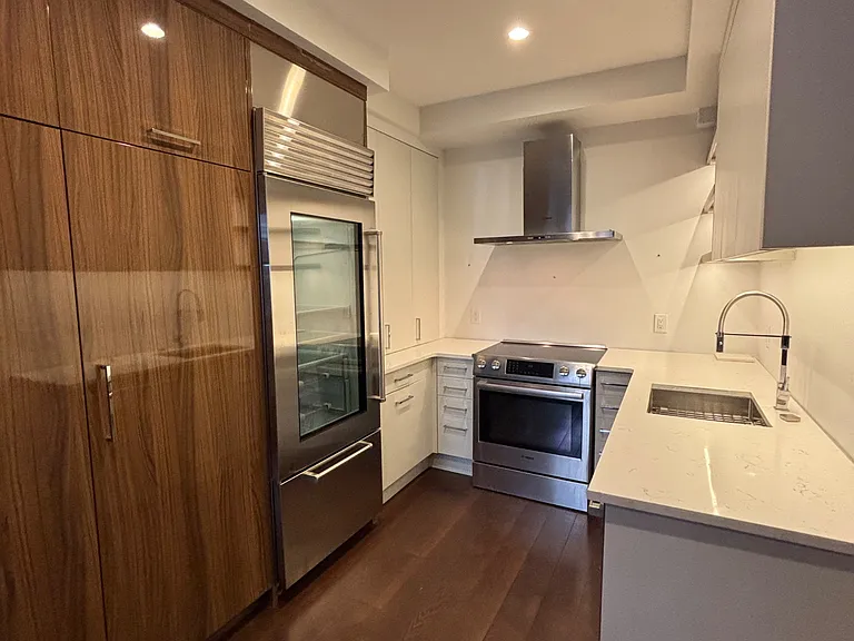 662 Massachusetts Ave #2 — Photo 3