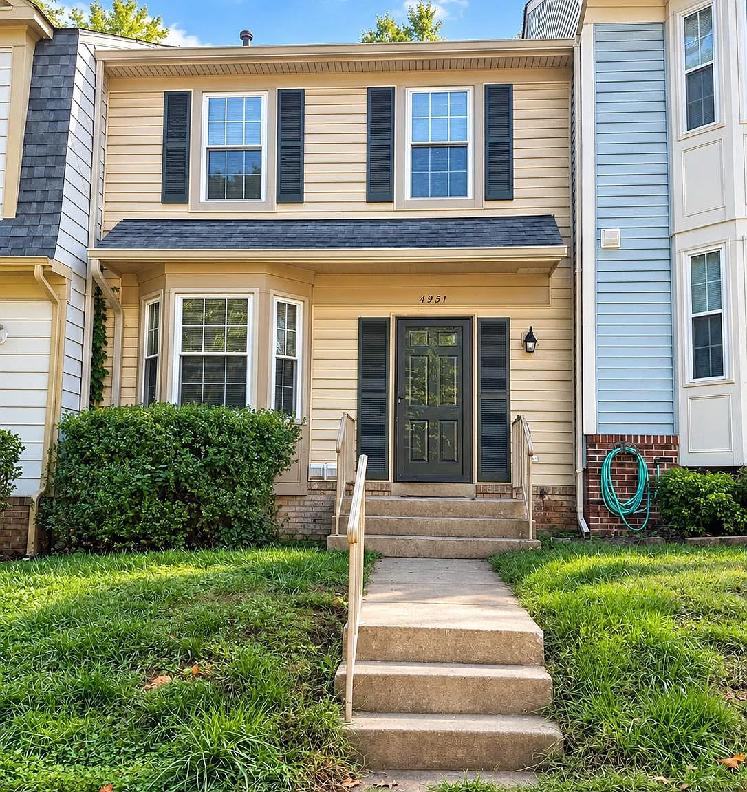 3 bed, 4.0 bath, 1900 sqft, $2,750 — Photo 1