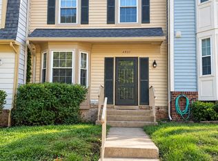 4951 Lambsgate Ln, Woodbridge, VA 22193