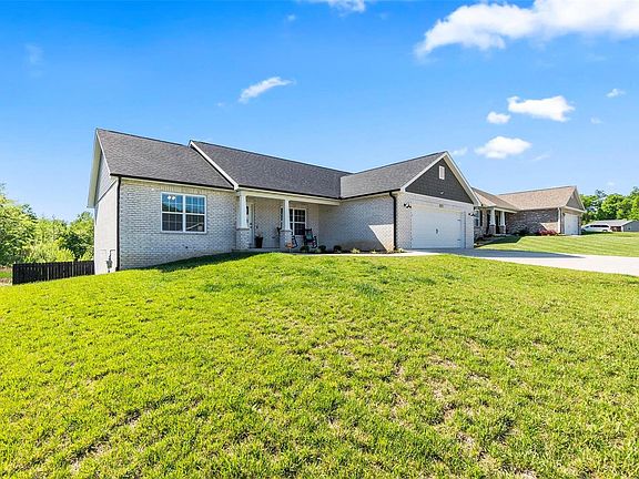 2nd image of 2573 Silversmith Ct