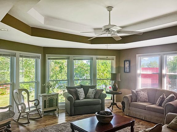 4th image of 191 Lakeshore Cir