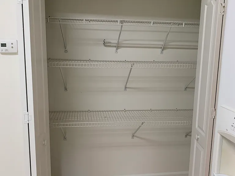 Kitchen pantry