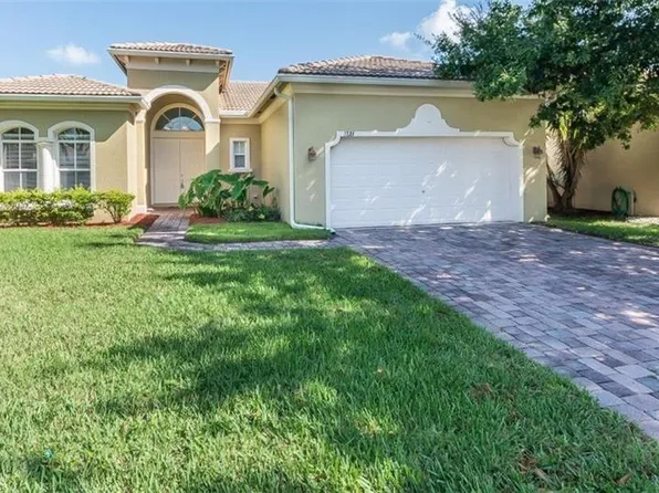 5825 Spanish River Road, Fort Pierce, FL 34951