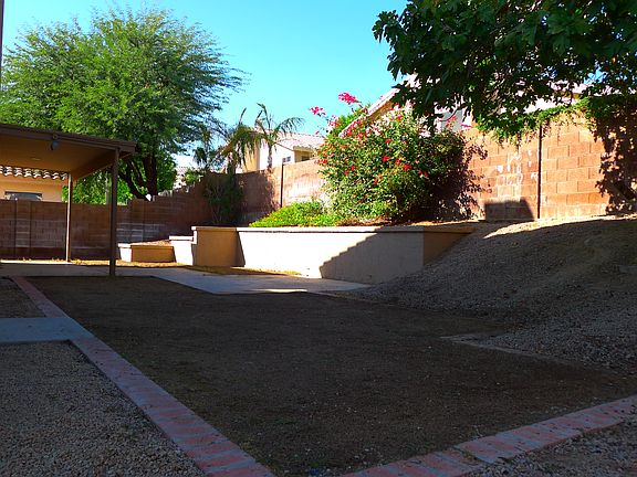 3rd image of 2740 E Verbena Dr