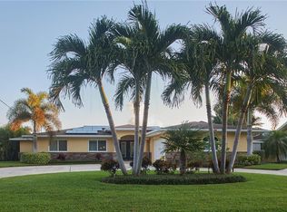 1141 42nd Ave NE, Saint Petersburg, FL 33703