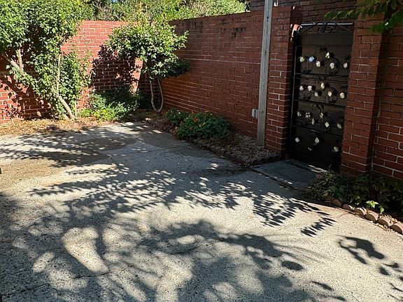 PRIVATE PATIO WITH REAR EXIT