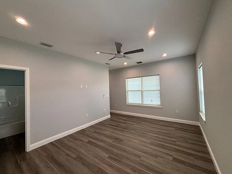 2940 Hall Ave — Photo 9
