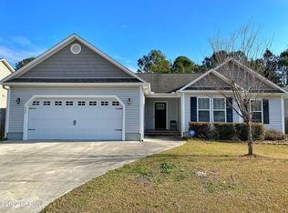 205 Demetrius Ct, Hubert, NC 28539