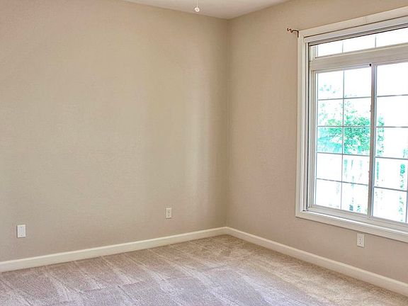 5th image of 34341 Summerlyn Dr APT 313