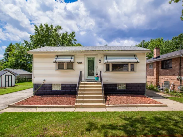 8322 Laporte Ave, Burbank, IL 60459