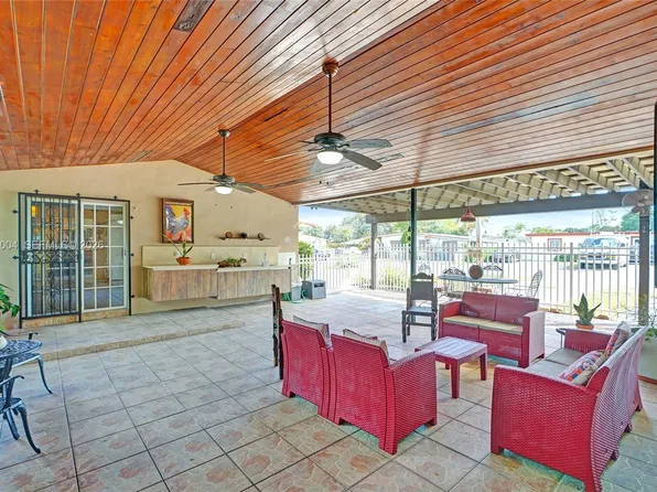 6501 SW 30th St, Miami, FL 33155