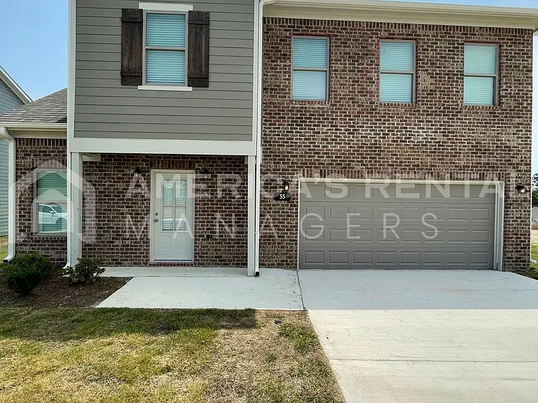55 Kings Way — Photo 2
