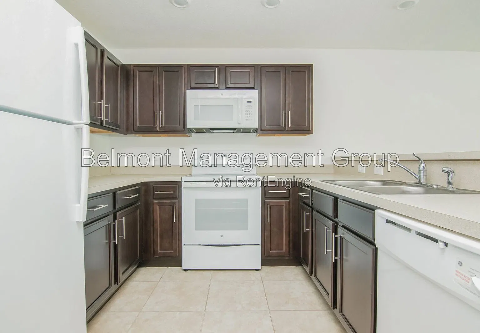 3 bed, 2.0 bath, 1028 sqft, $1,565 — Photo 4