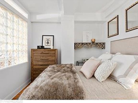 4th image of 101 7th Ave #10F