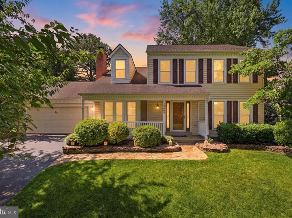 13603 Haverford Ct, Chantilly, VA 20151