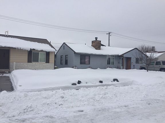 2nd image of 1056 Hillview Ave