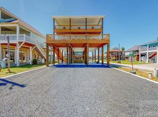 1321 Emerald Dr, Crystal Beach, TX 77650