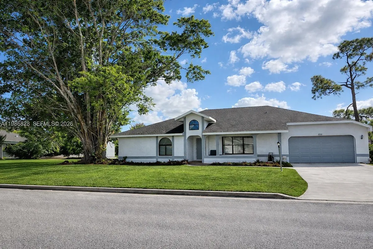 Building Photo - 506 Corinne Dr