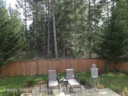 5th image of 8543 Webster Dr NE