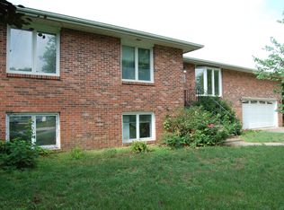 5030 W Bluffview Dr, Berrien Springs, MI 49103