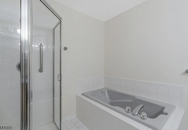 28 Helton Ter — Photo 13