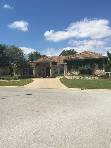 1st image of 261 Highridge Dr