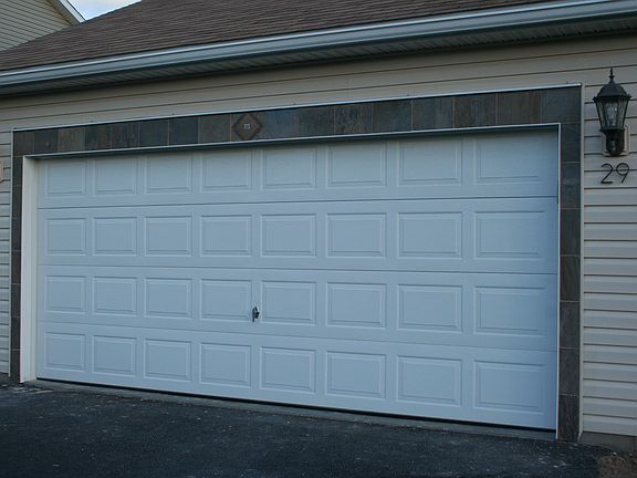 4th image of 29 Doncaster Trl